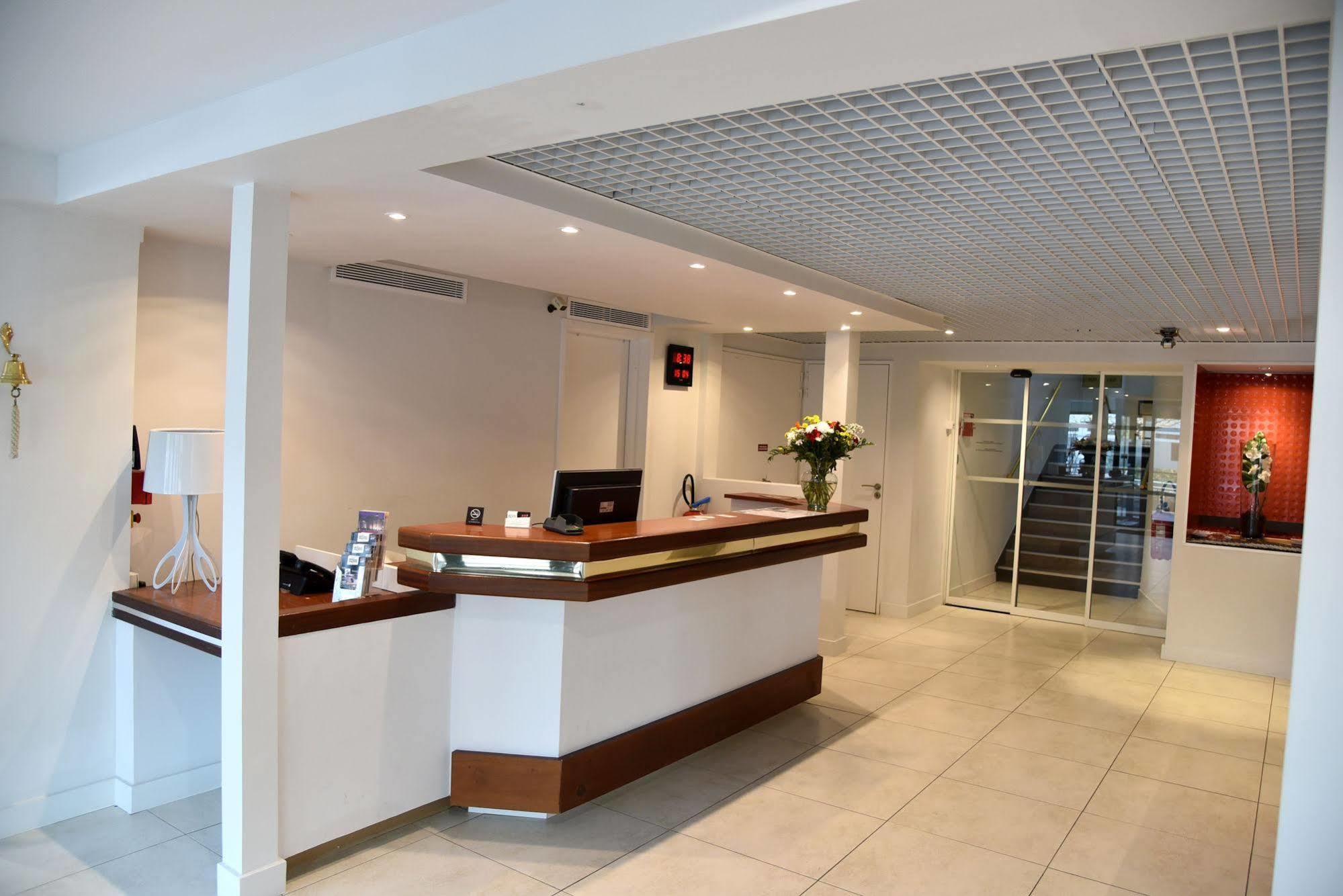Brit Porte D'espagne Hotel